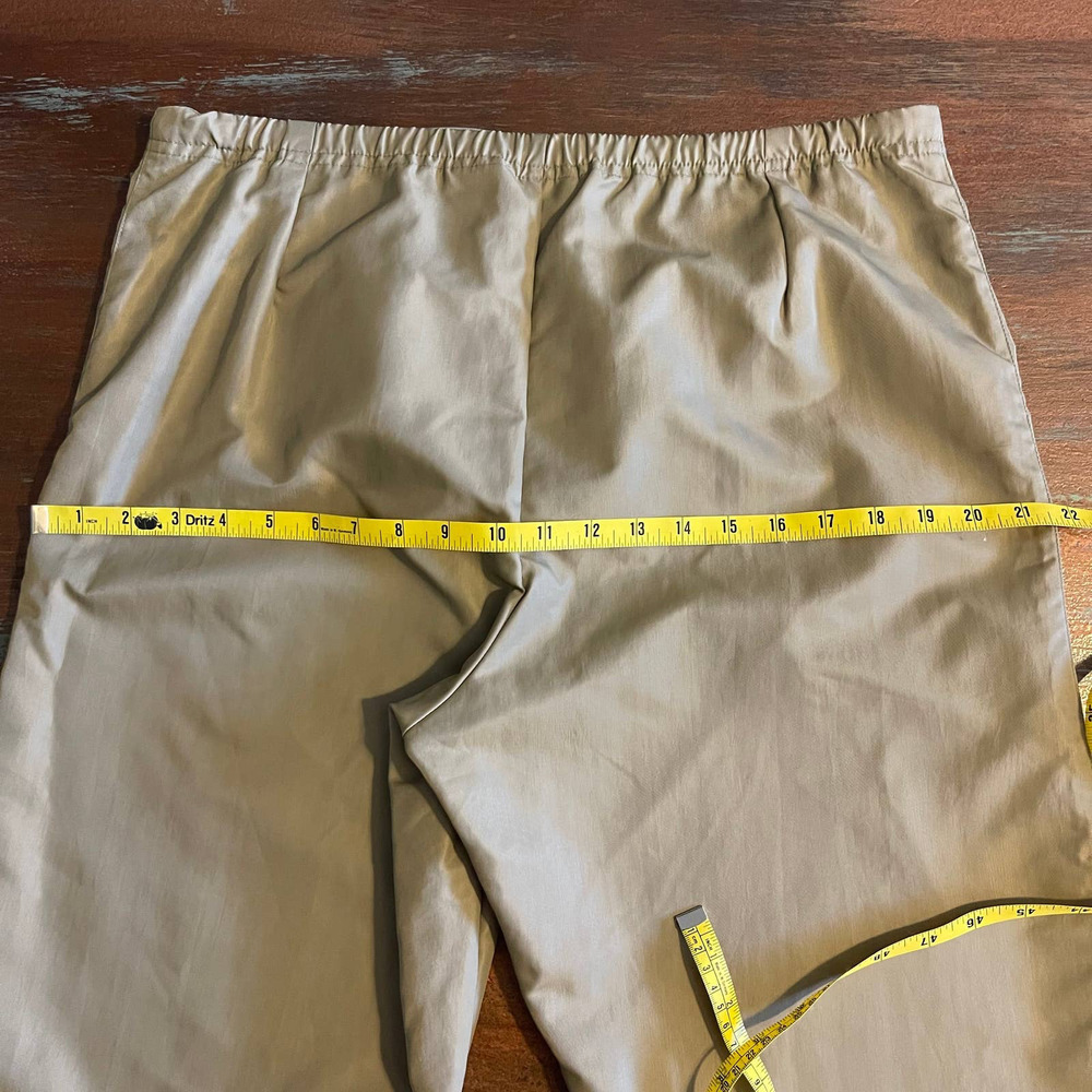 Nike Women's Straight Legs Activewear Nylon Pants Sz Medium 8/10 - Picture 10 of 12